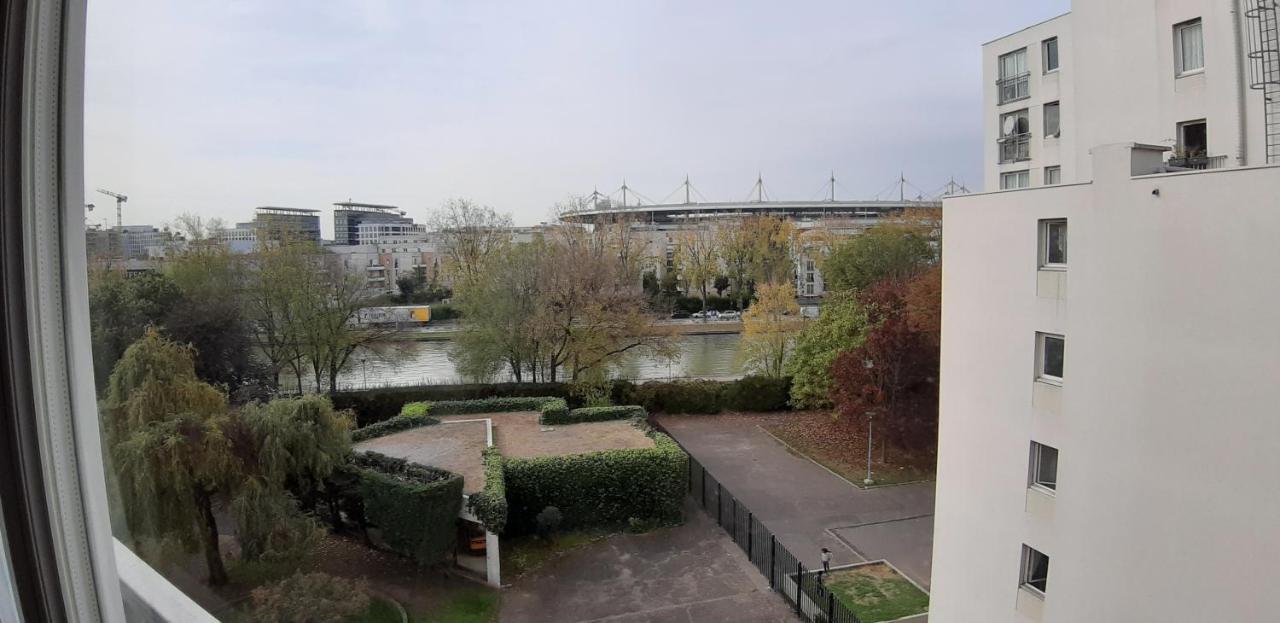 3Pieces Stade De France Grand-Paris Saint-Denis  Dış mekan fotoğraf